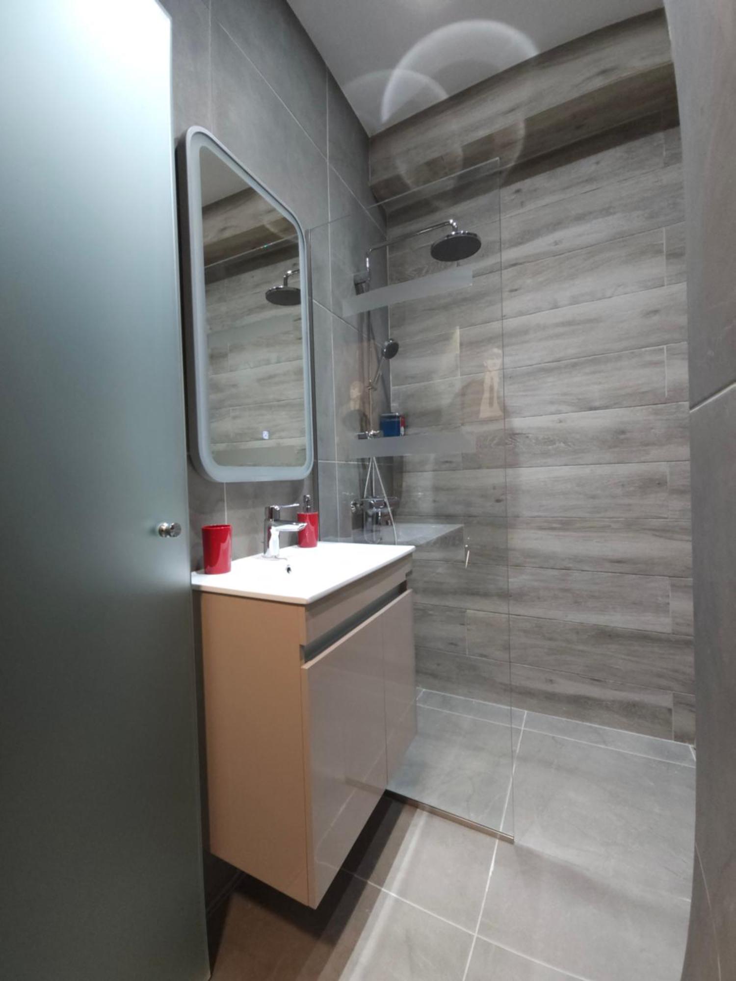 Dione Luxury Business In The Heart Of דירה אתונה