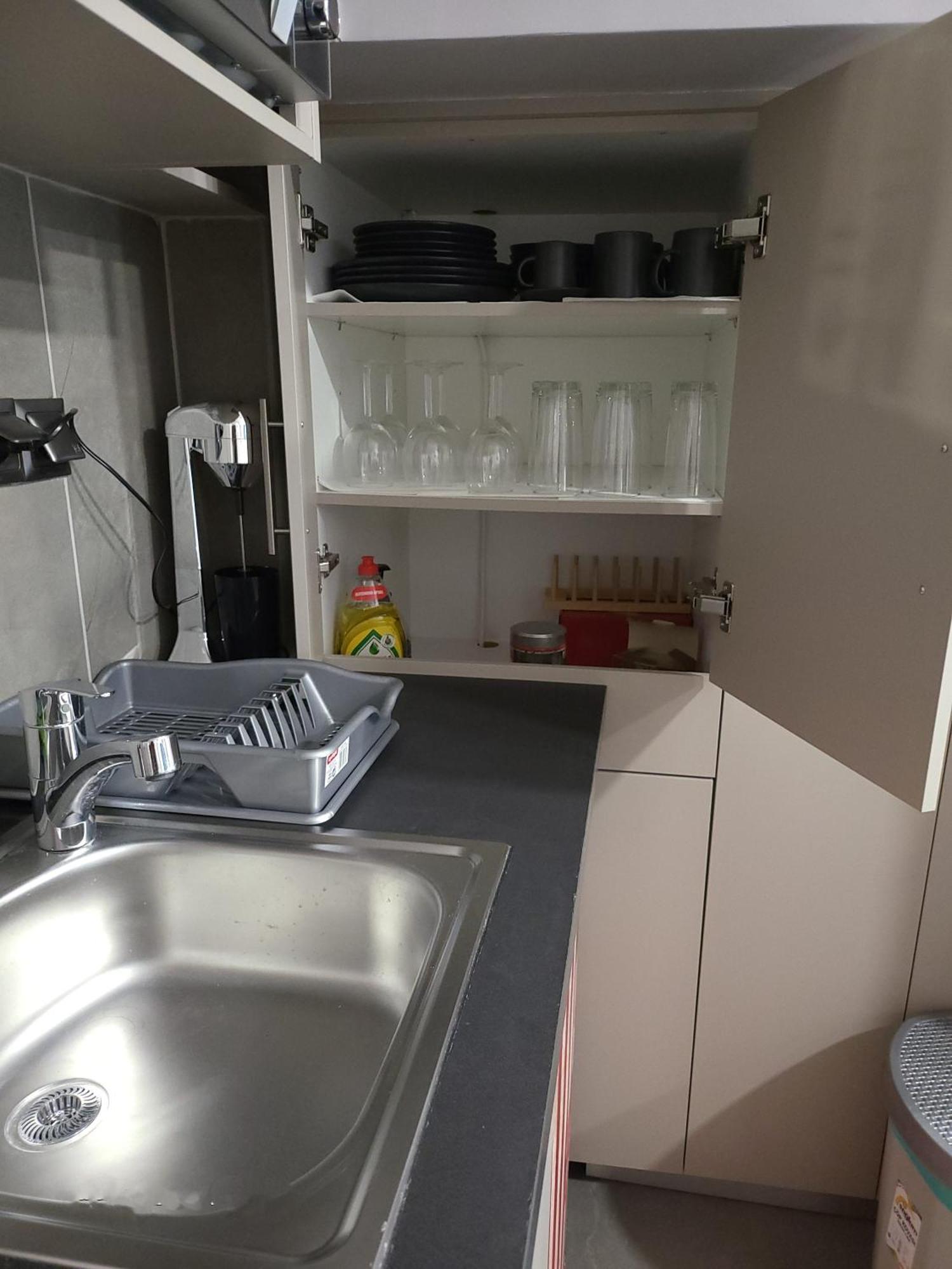 Dione Luxury Business In The Heart Of אתונה