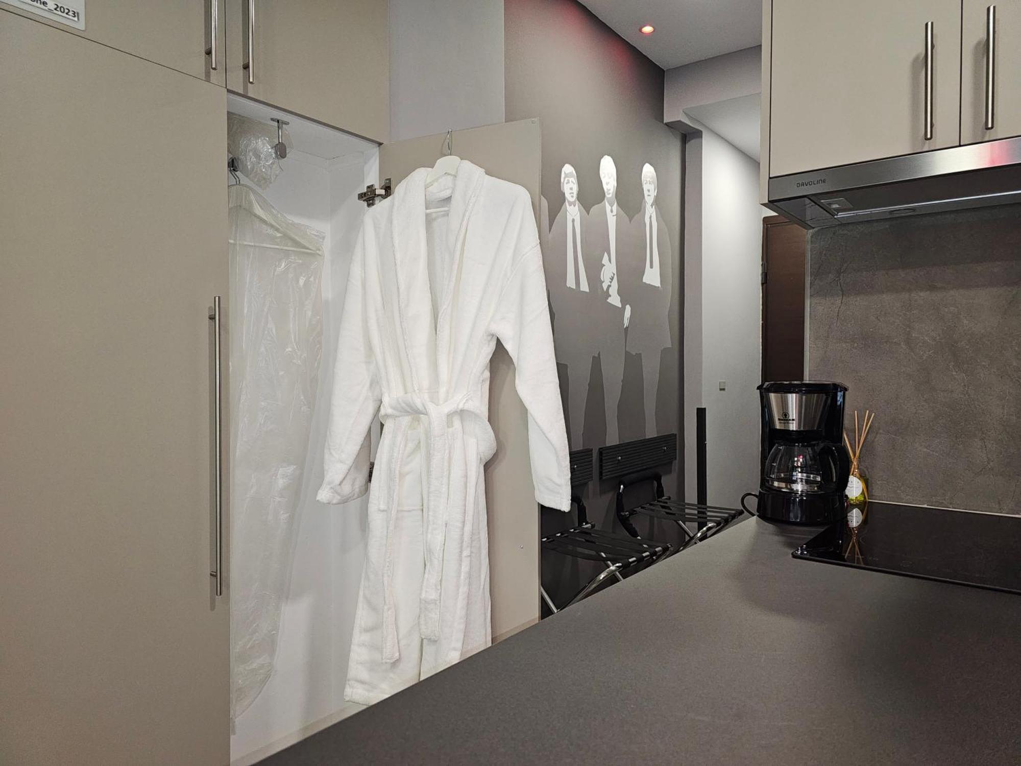 Apartment Dione Luxury Business In The Heart Of Athens