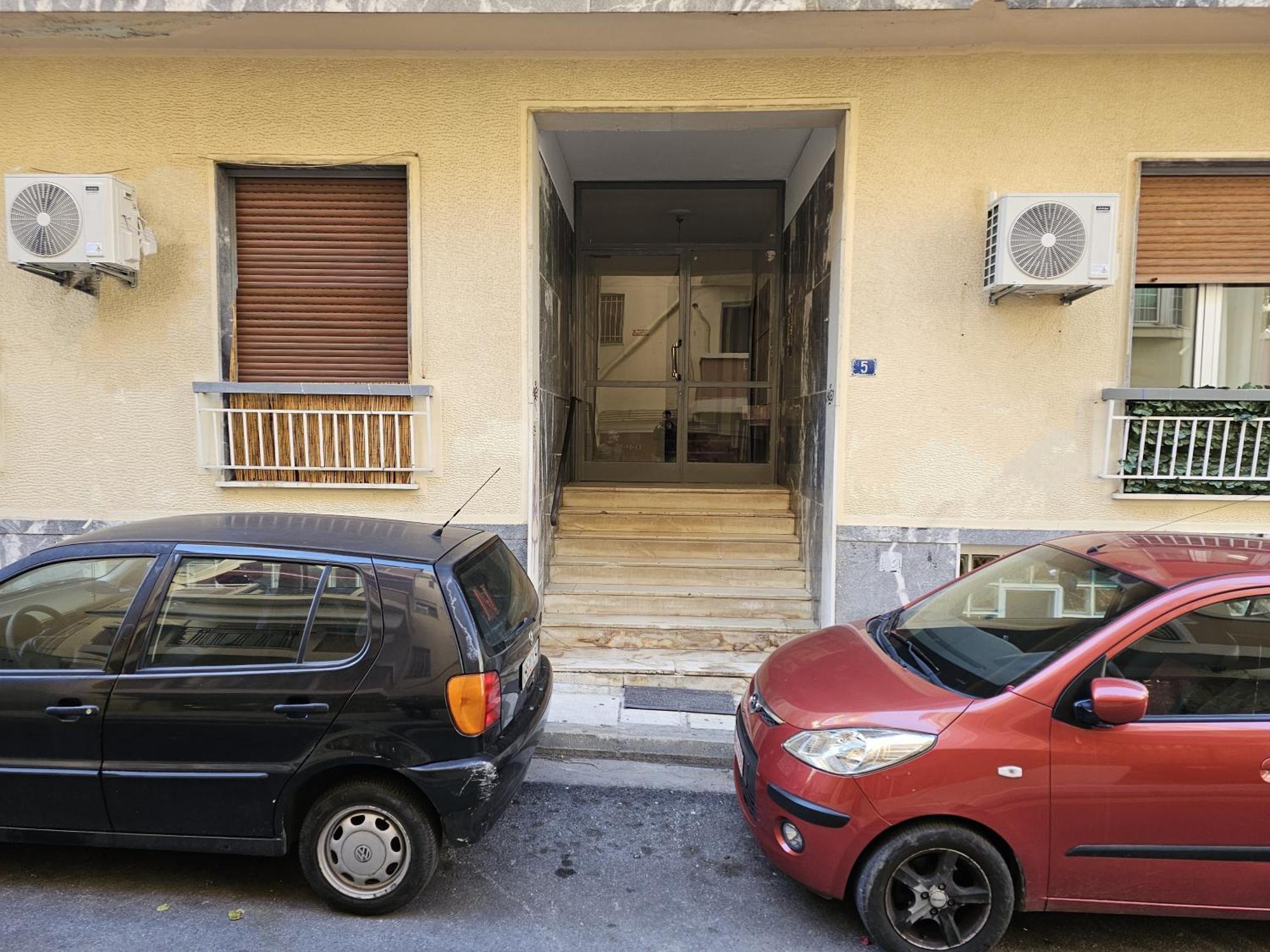 Dione Luxury Business In The Heart Of Apartment