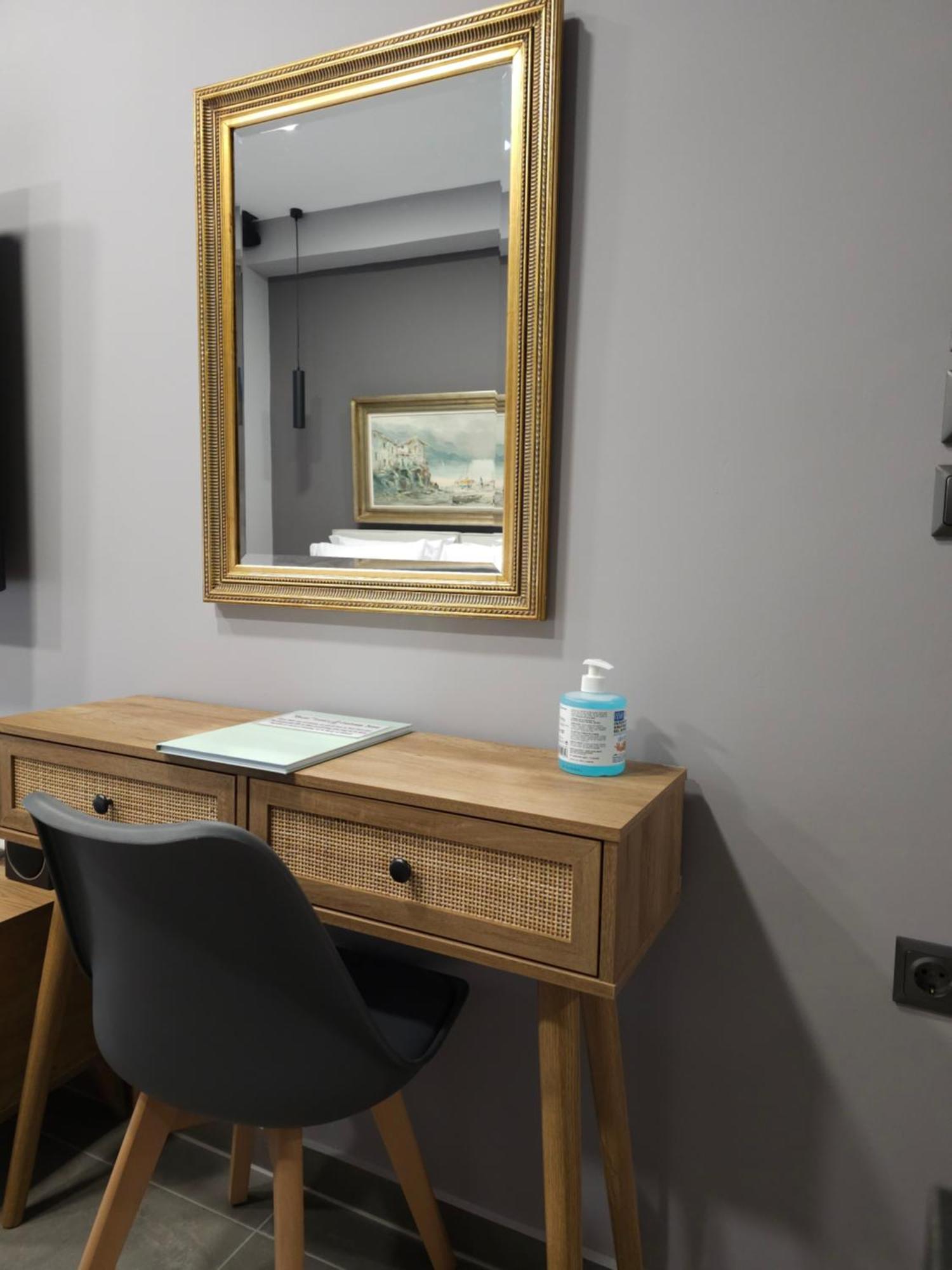 Apartment Dione Luxury Business In The Heart Of Athens